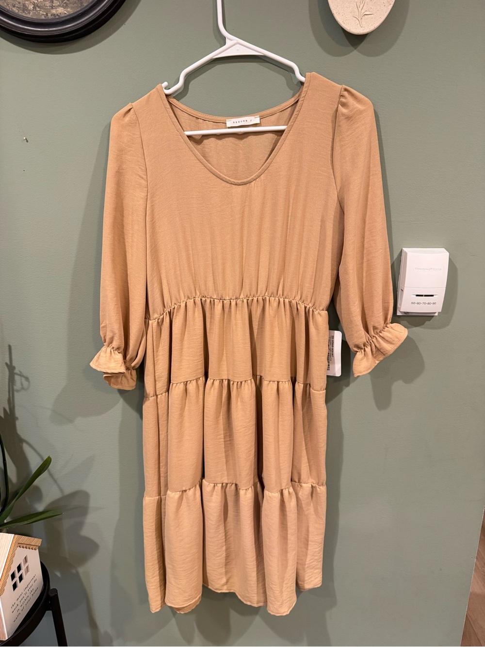 REBORN J tan dress womens